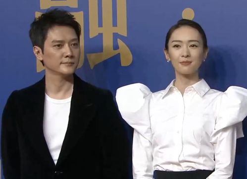 馮紹峰離婚后首度公開亮相，搭檔當紅視后引關注，生圖狀態(tài)難掩疲憊